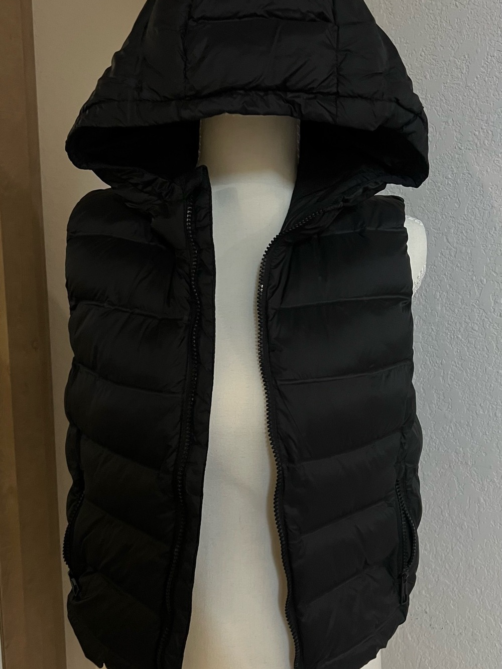 Zara Boy’s Black Quilted Hooded Puffer Vest for Kids